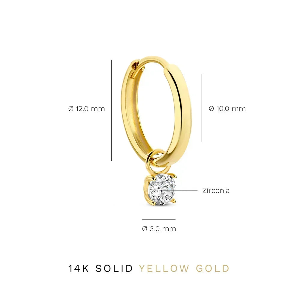 Aritos de argolla dorados Celeste™ con piedra de oro de Rose & Oliver, mostrados en una imagen clara y detallada